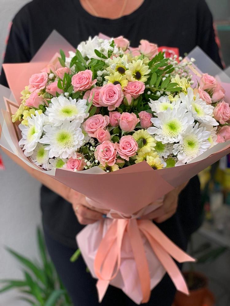 Букет цветов из: Розы и Хризантемы в Щеглово