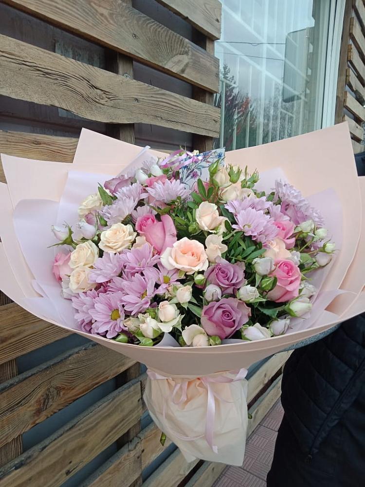 Букет цветов из: Розы и Хризантемы в Щеглово