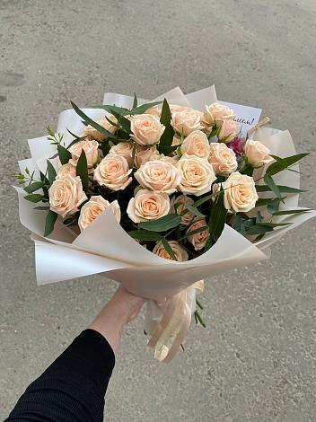 Букет Кремовые розы Латте в Щеглово