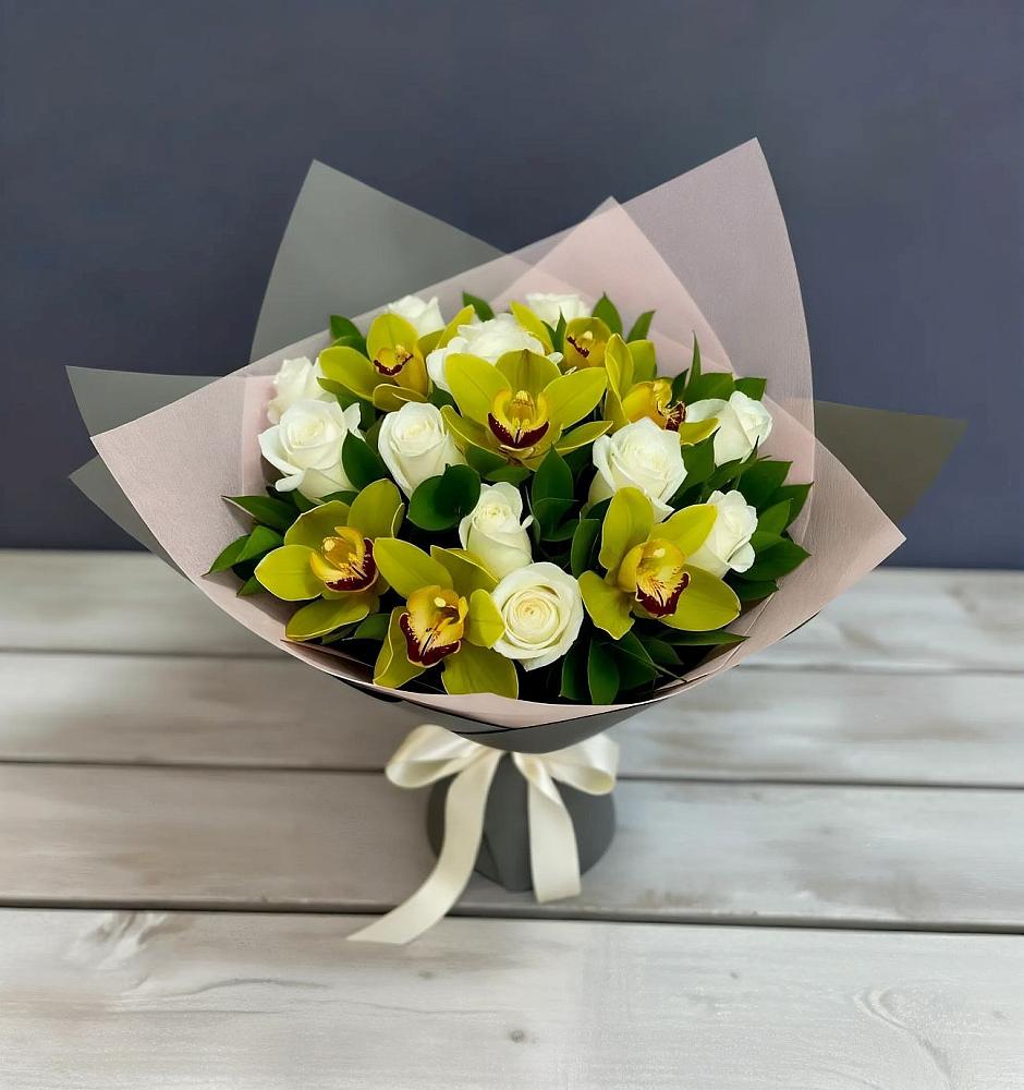 Букет цветов из: Орхидеи и Розы в Щеглово