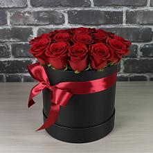 Цветочная композиция из Розы в шляпной коробке в Щеглово