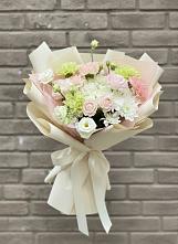 Букет цветов из:  Гвоздики, Розы, Лизиантусы и Хризантемы #REPLACE_PRED# Щеглово