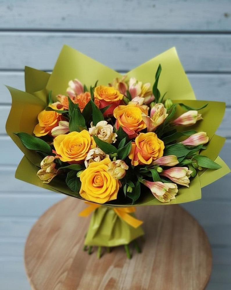 Букет цветов из: Альстромерии и Розы в Щеглово