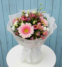 Букет цветов из:  Герберы, Альстромерии и Лизиантусы #REPLACE_PRED# Щеглово